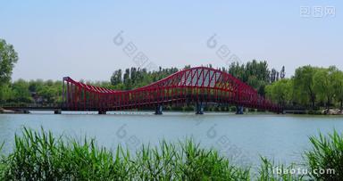 通州台湖湿地公园网红桥湖面